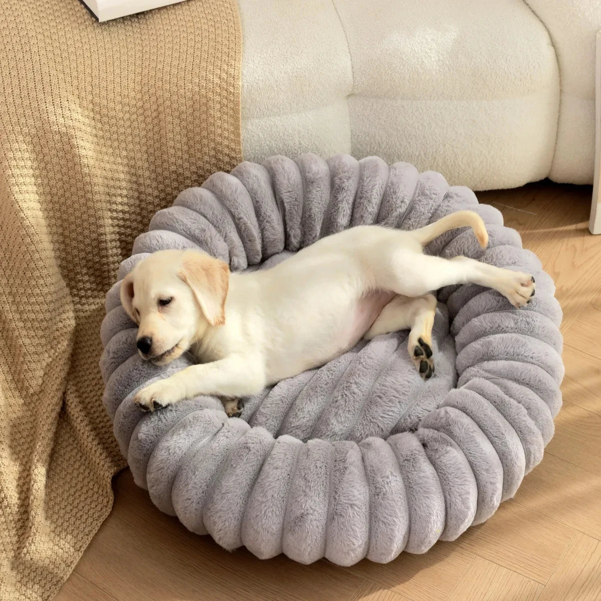 Flauschiges Hundekörbchen